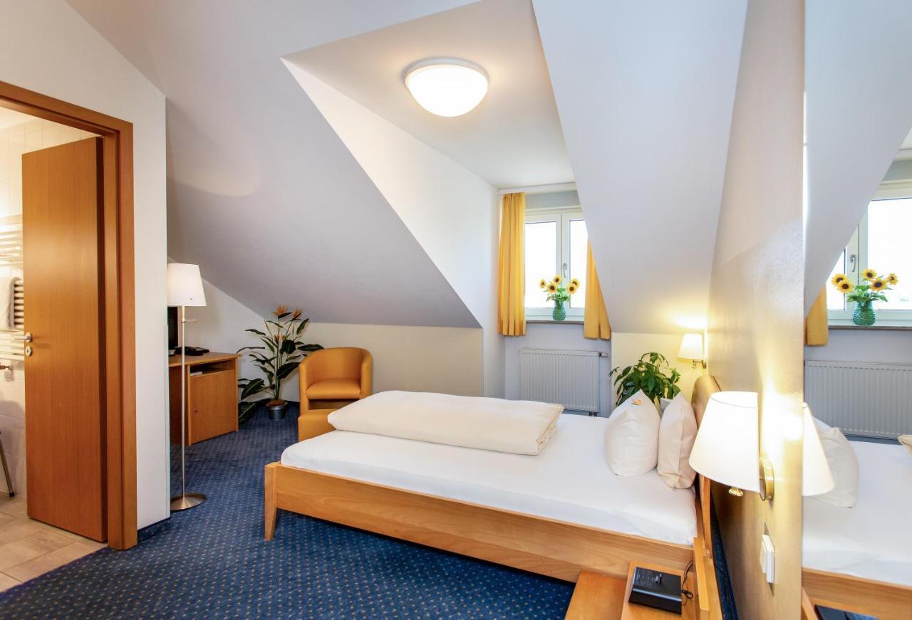 Arcus Hotel Muenchen Messe Feldkirchen  Esterno foto